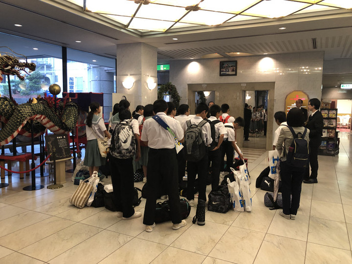 21381ff8180f4e0496f3b9e8c697ad49